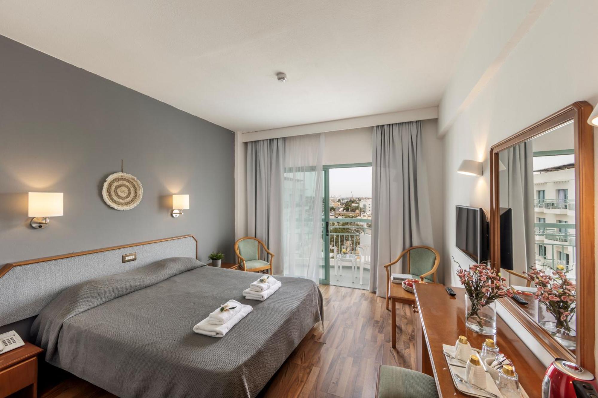Antigoni Hotel Protarász Kültér fotó