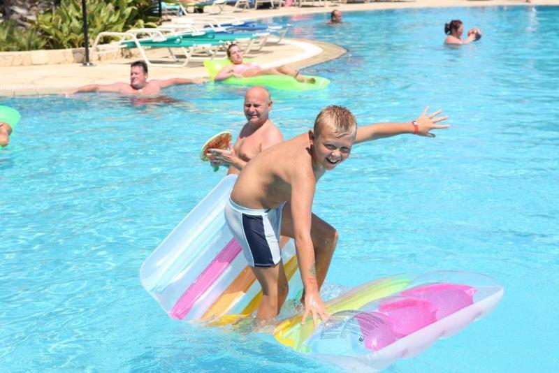 Antigoni Hotel Protarász Kültér fotó